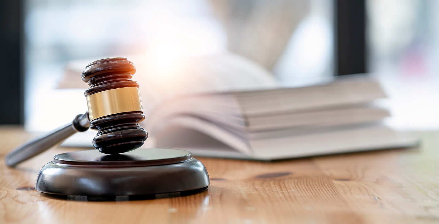Anklage wegen gemeinschaftlichen Mordes