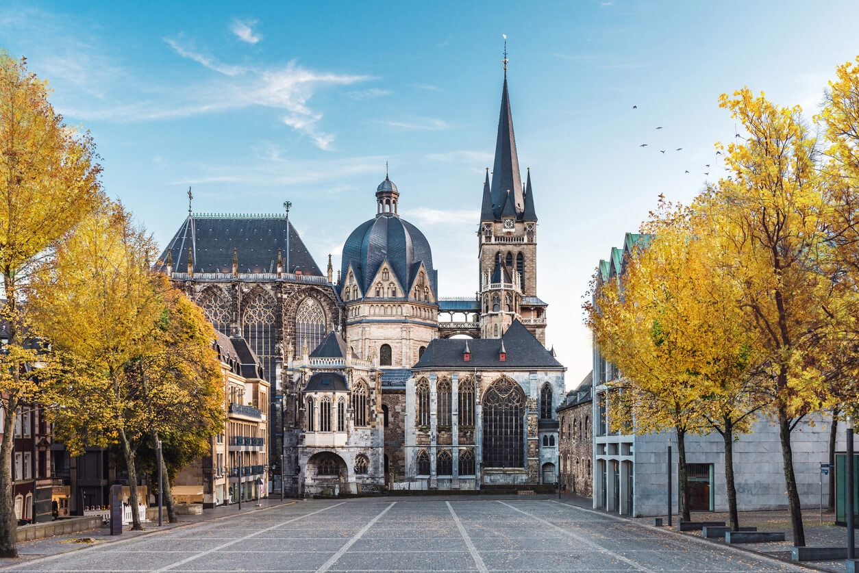 Garrett spielt im Aachener Dom