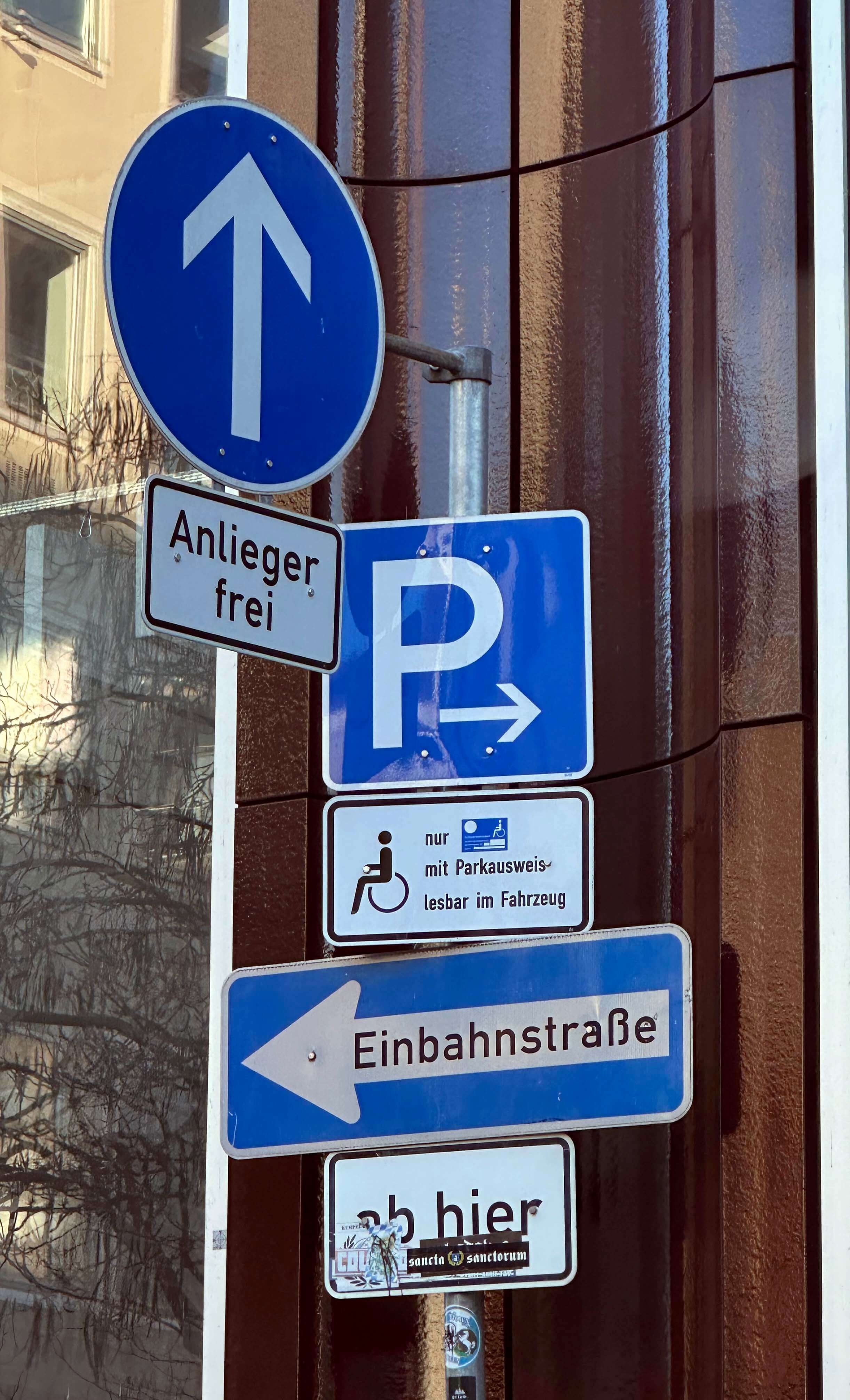 Weniger Parkplätze am Krankenhaus